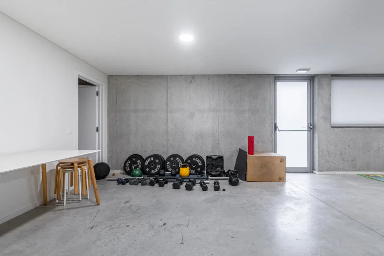 Apartamento SEMI-NOVO T3, localizado em Real (a 5 minutos do centro da cidade de Braga) com características que focam no conforto, eficiência e design. — 5