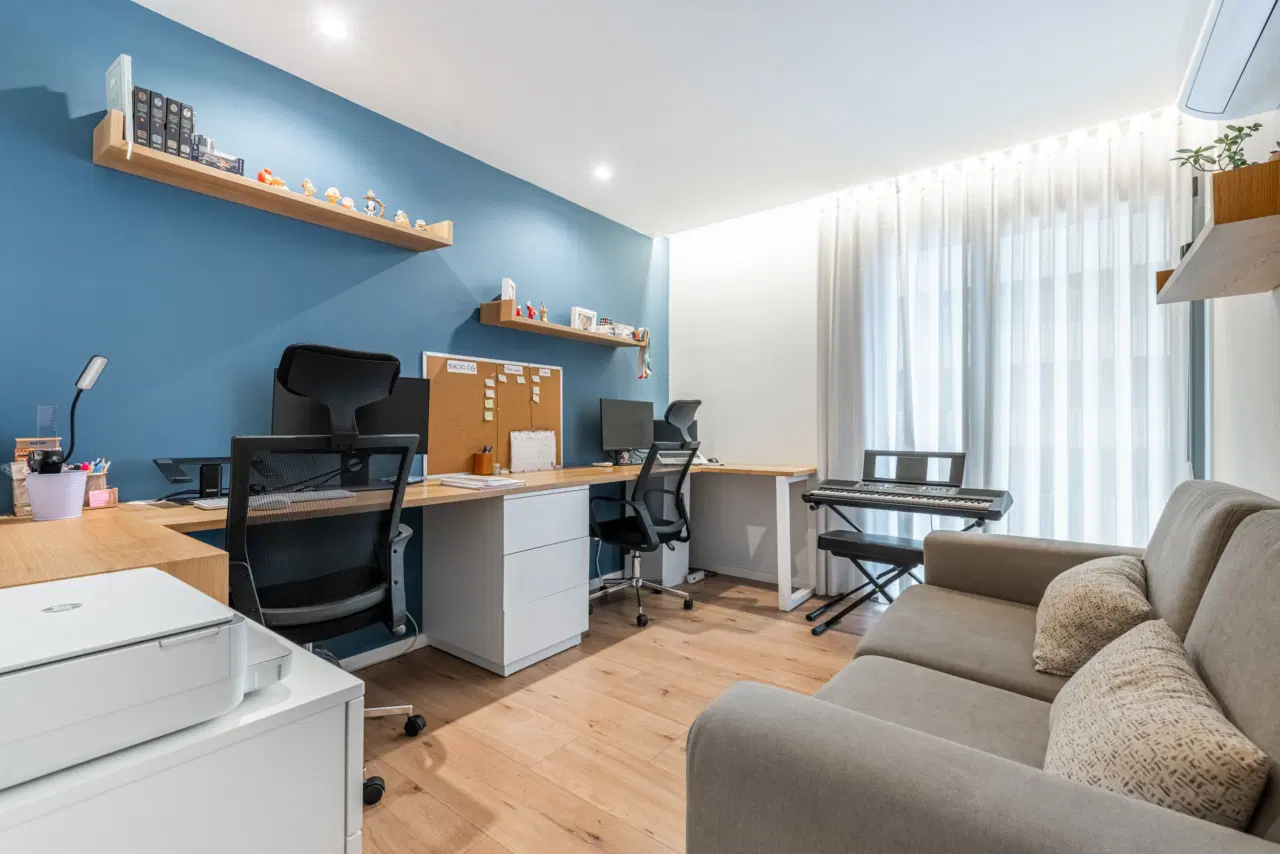 Apartamento SEMI-NOVO T3, localizado em Real (a 5 minutos do centro da cidade de Braga) com características que focam no conforto, eficiência e design. — 18