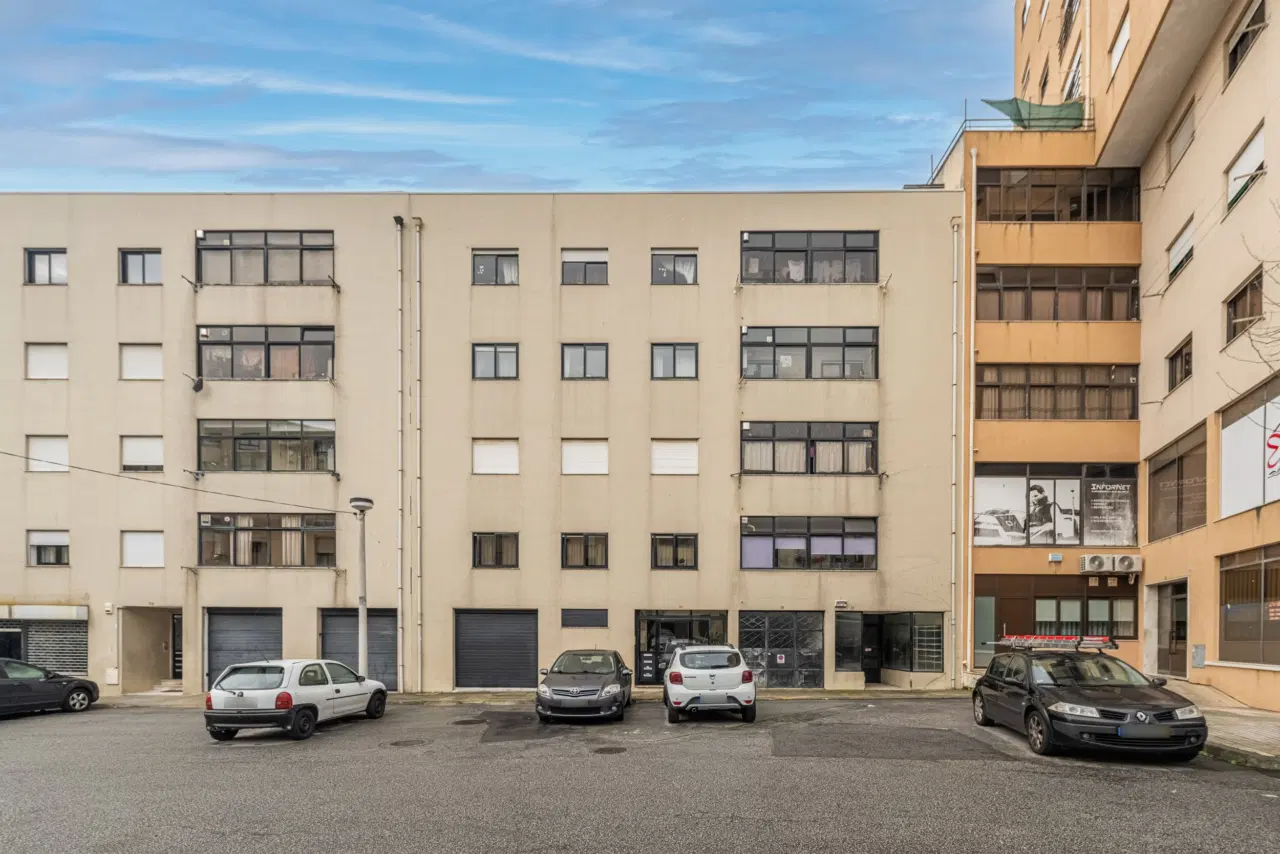 Apartamento T3 localizado em Ferreiros, Braga — 23