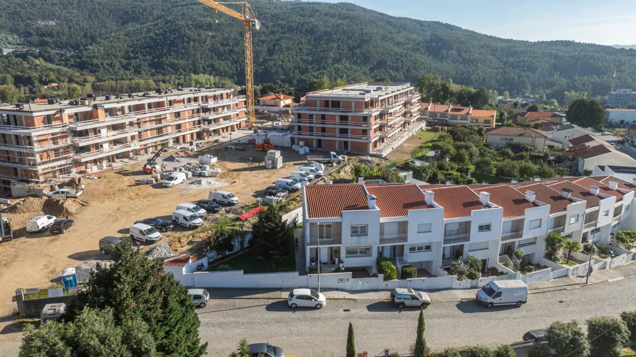 Moradia T3 em Nogueira, Braga — 35
