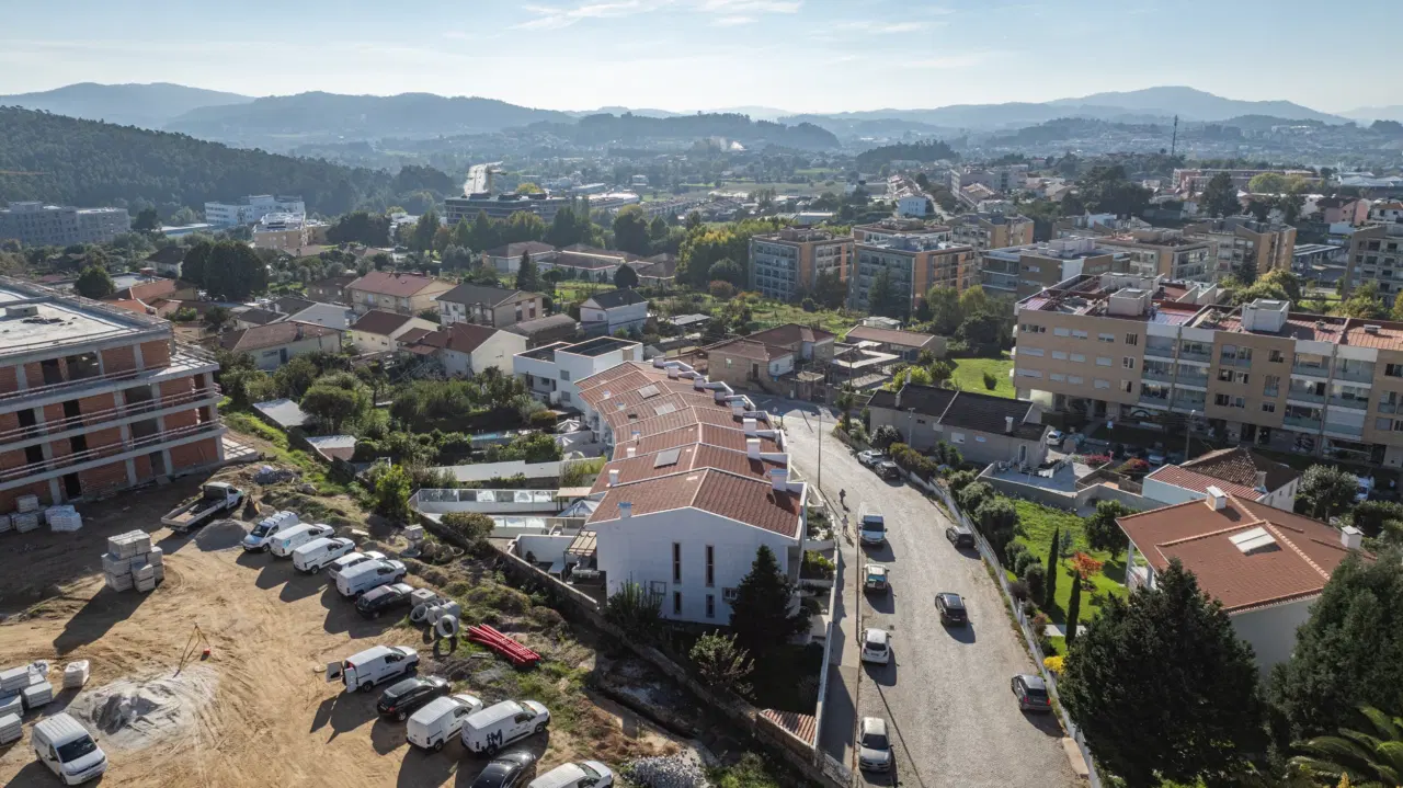 Moradia T3 em Nogueira, Braga — 36