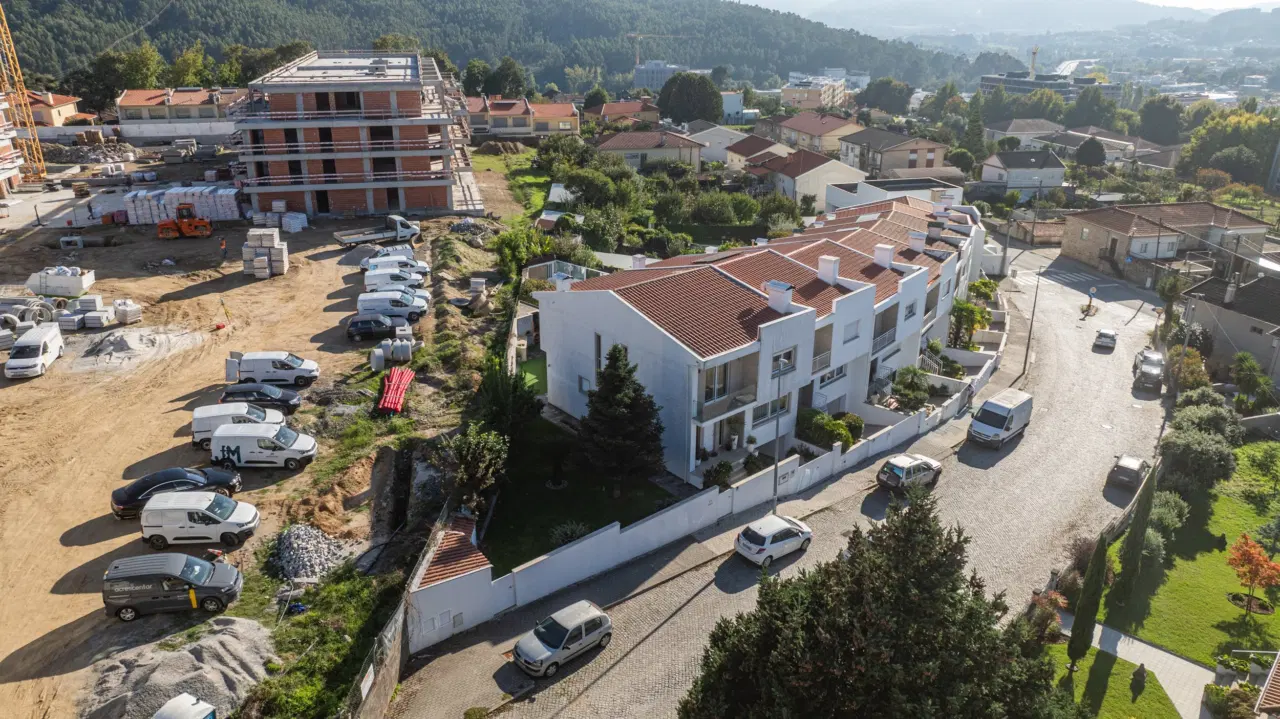 Moradia T3 em Nogueira, Braga — 39