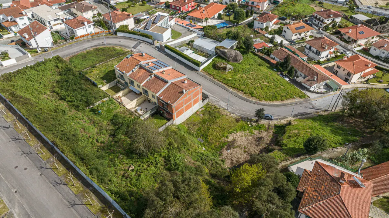 Terreno p/ construção -  Aveleda Braga. — 6
