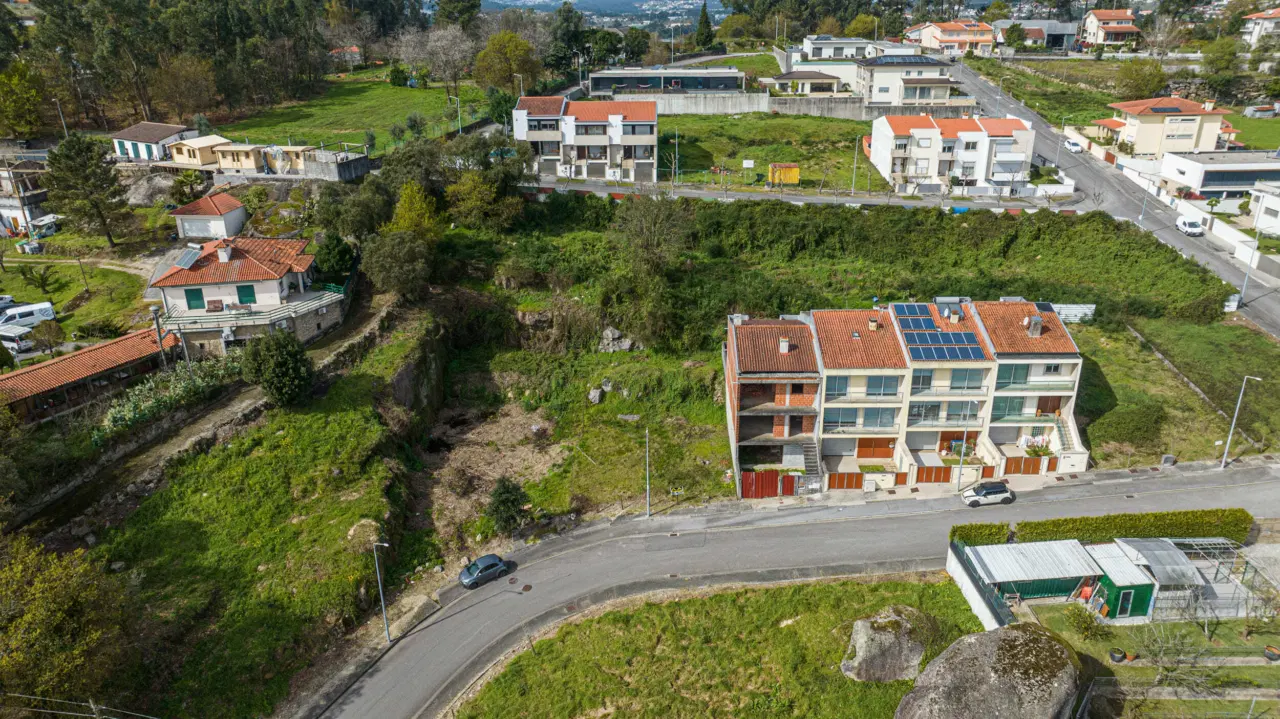 Terreno p/ construção -  Aveleda Braga. — 8