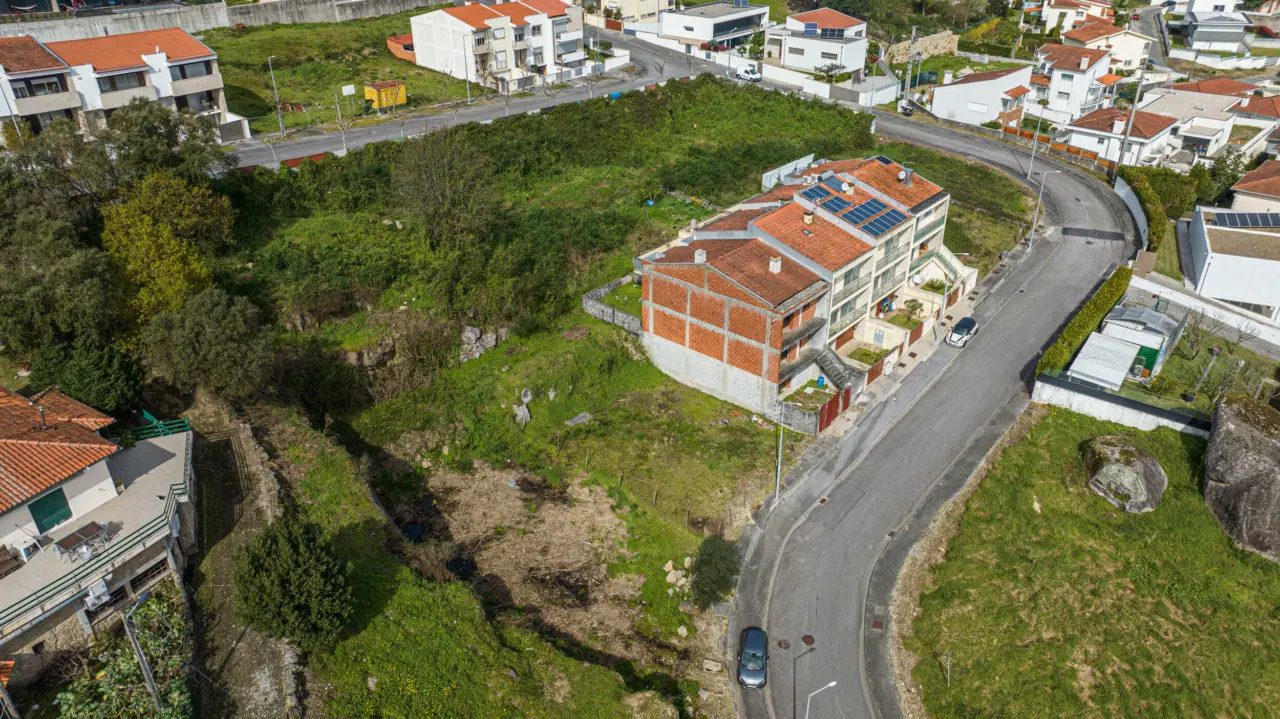 Terreno p/ construção -  Aveleda Braga. — 4