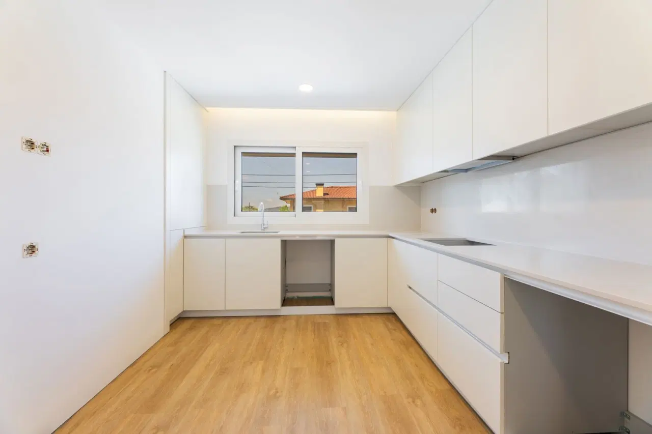 Oportunidade incrível! Moradia T3 NOVA em Aveleda, Braga — 12