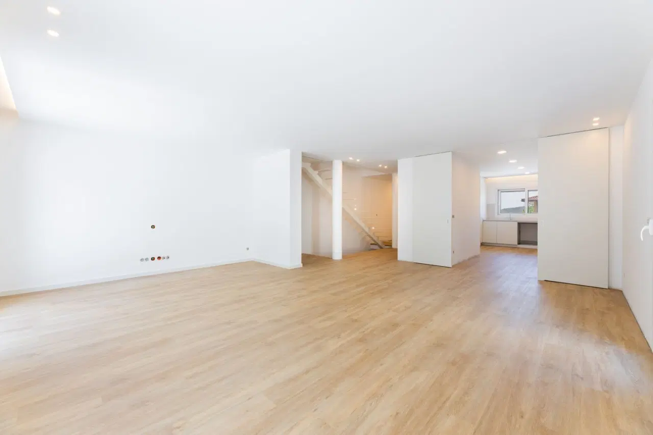 Oportunidade incrível! Moradia T3 NOVA em Aveleda, Braga — 7