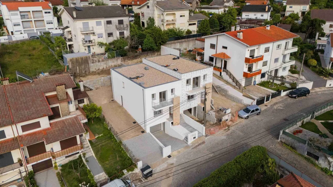 Oportunidade incrível! Moradia T3 NOVA em Aveleda, Braga — 3