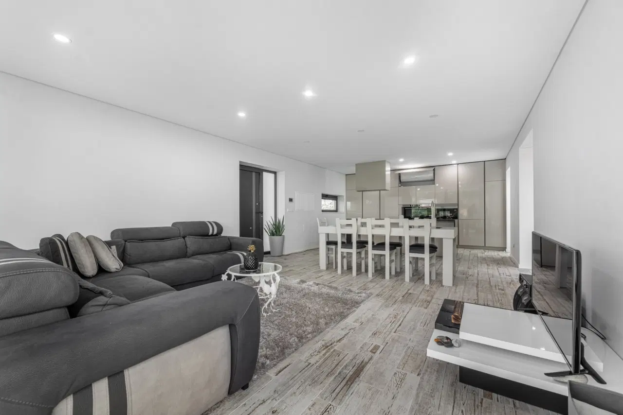 Moradia T3 térrea com Anexo T1 – Arnoso, Vila Nova de Famalicão — 6