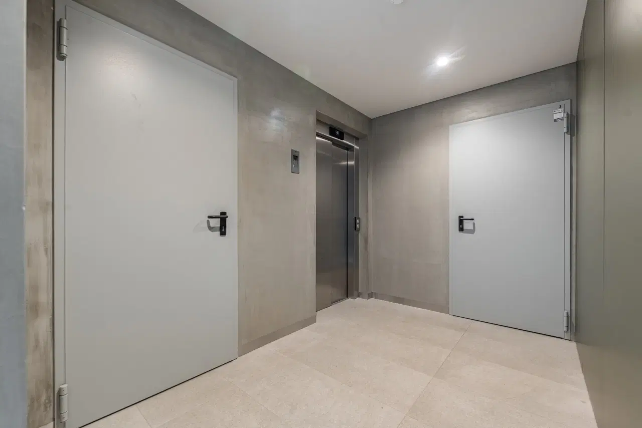 APARTAMENTO T1 EM GUALTAR — 5