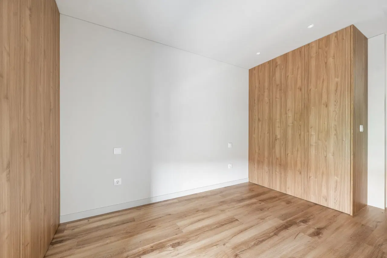 APARTAMENTO T1 EM GUALTAR — 12