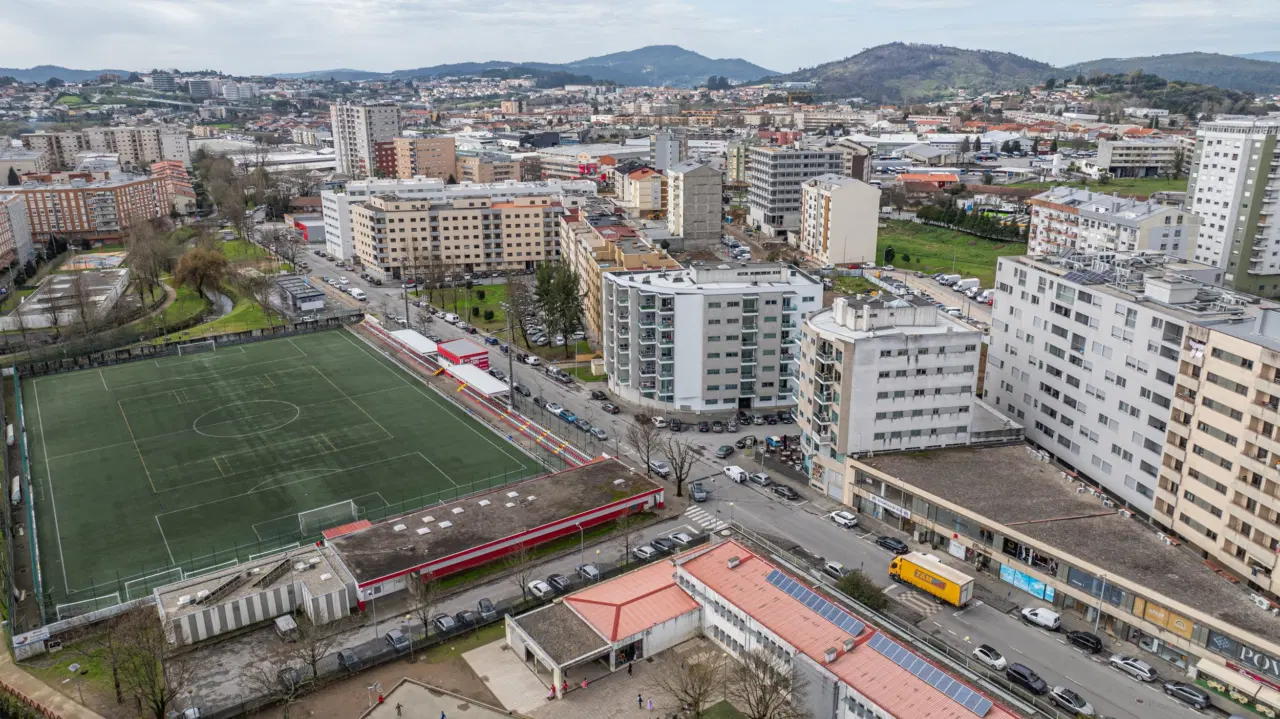 Apartamento T3 localizado em Maximinos, Braga — 24