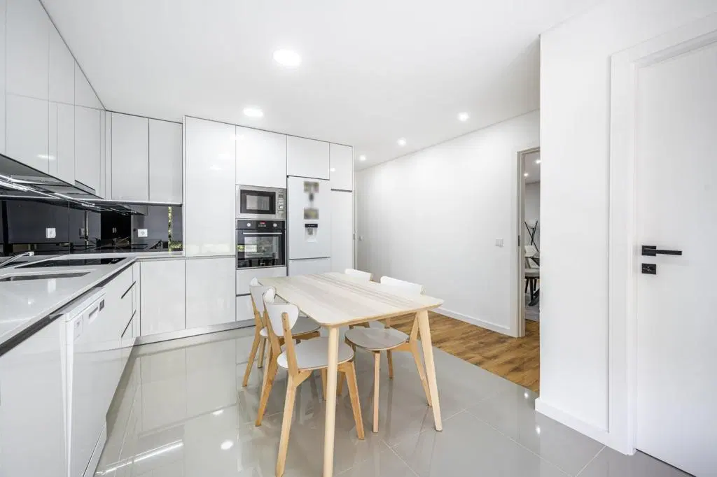 Apartamento T3 para Arrendamento em Nogueiró – Junto ao INL | Renovado | Garagem | Ar Condicionado | Sem Mobília — 7