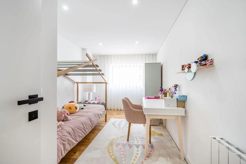 Apartamento T3 para Arrendamento em Nogueiró – Junto ao INL | Renovado | Garagem | Ar Condicionado | Sem Mobília — 14