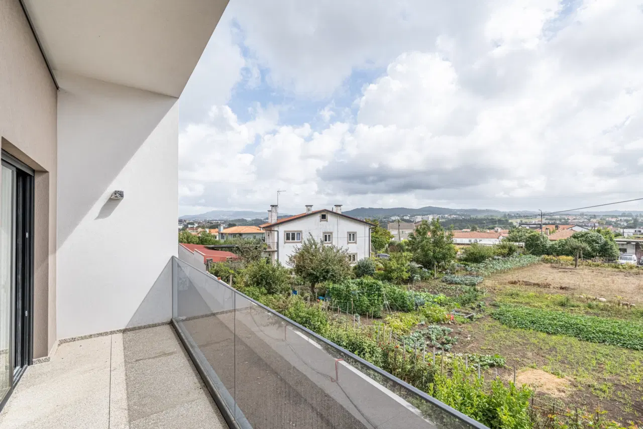APARTAMENTO T1 NOVO — 9
