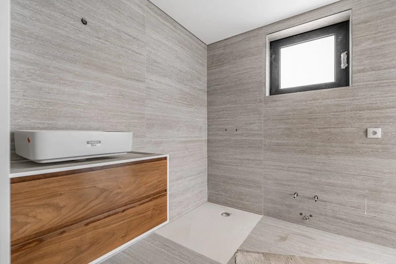 APARTAMENTO T1 NOVO — 10