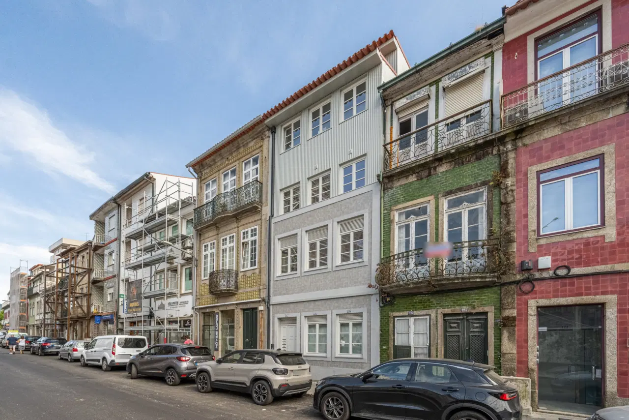 APARTAMENTO T0 NO CENTRO DA CIDADE — 27