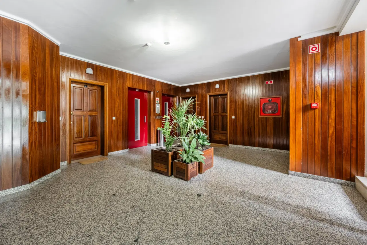Apartamento T2 — 18