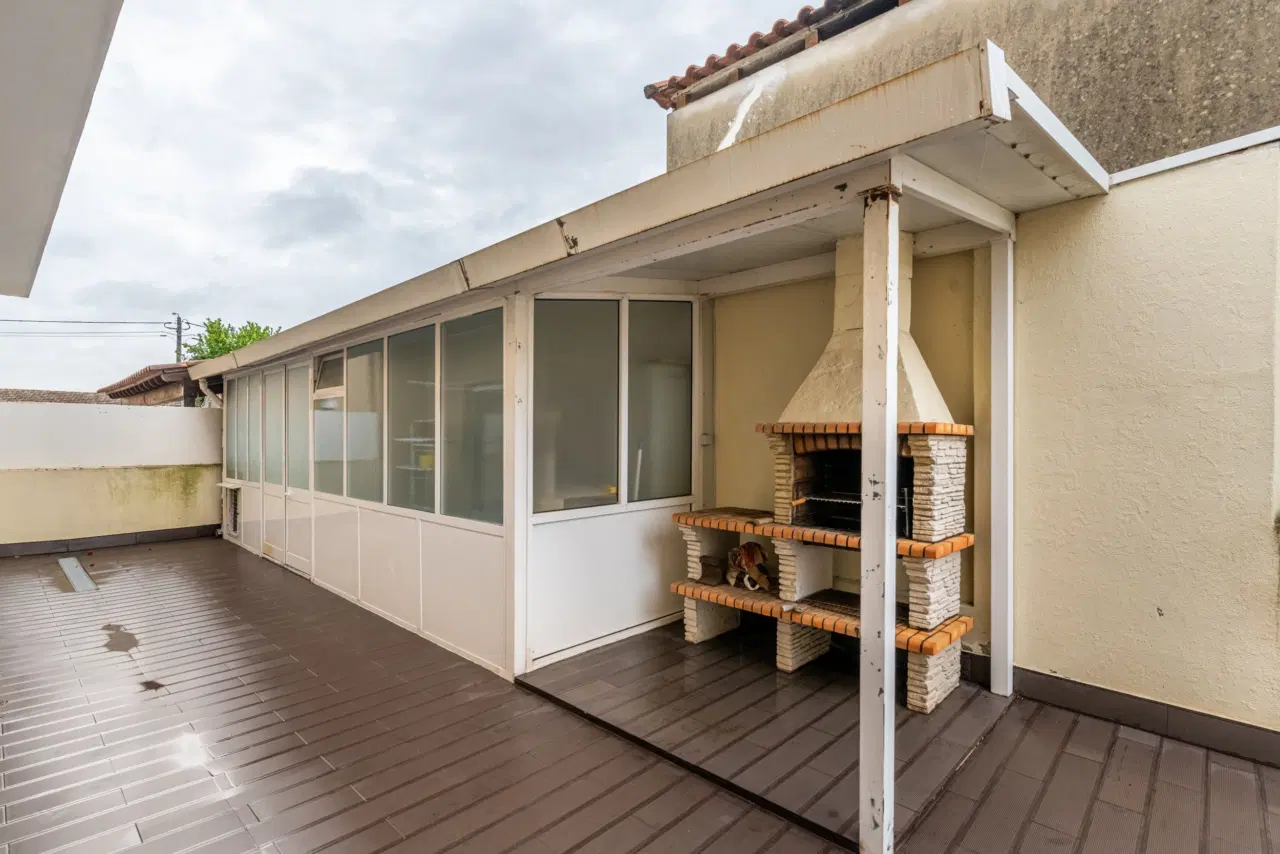 T3 Barcelos com amplo terraço e jardim pivativo — 17