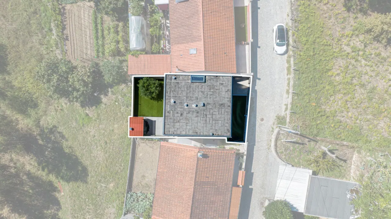 Moradia T3 para arrendamento em Caires – Amares — 28