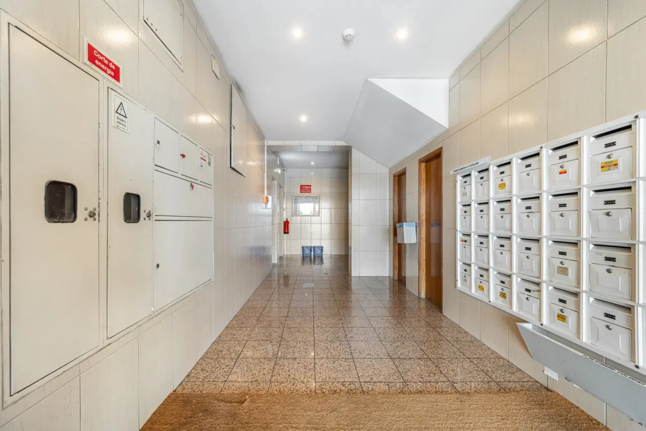 Apartamento T2 para arrendamento em Maximinos — 16