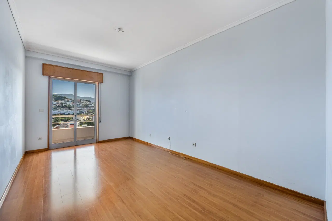 Apartamento T2 para arrendamento em Maximinos — 7
