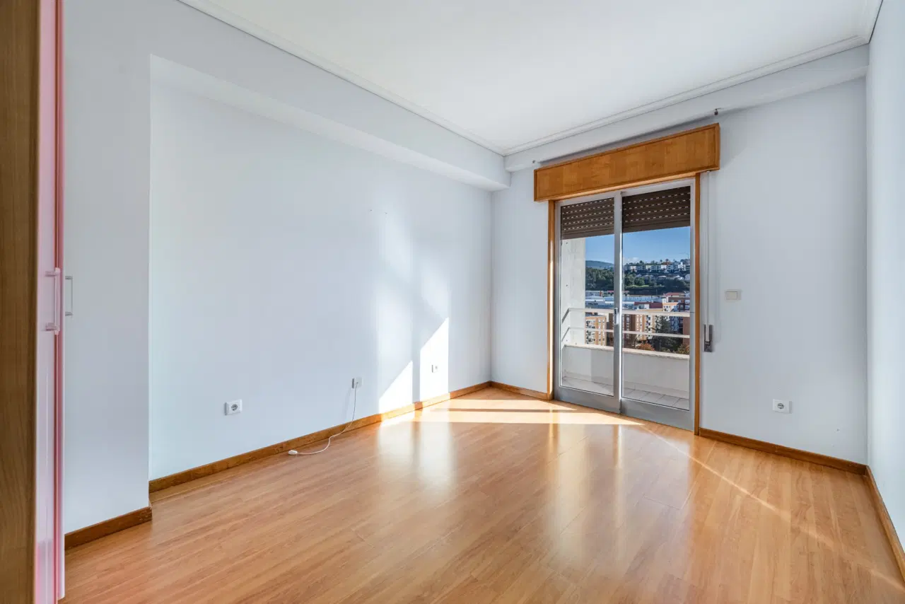 Apartamento T2 para arrendamento em Maximinos — 10