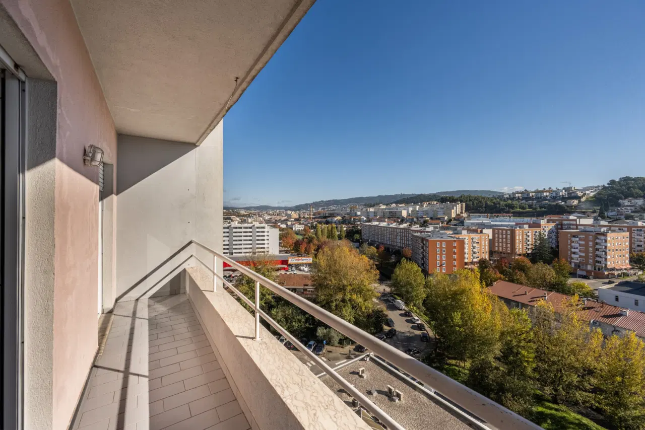 Apartamento T2 para arrendamento em Maximinos — 9