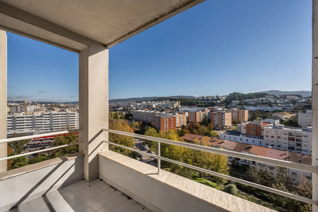 Apartamento T2 para arrendamento em Maximinos — 5