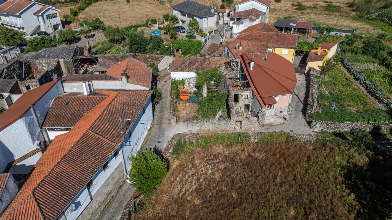 Ruína em Outeiro Seco - Chaves — 7