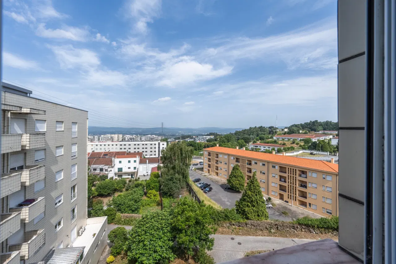 Apartamento T3 localizado em São Victor, Braga — 11