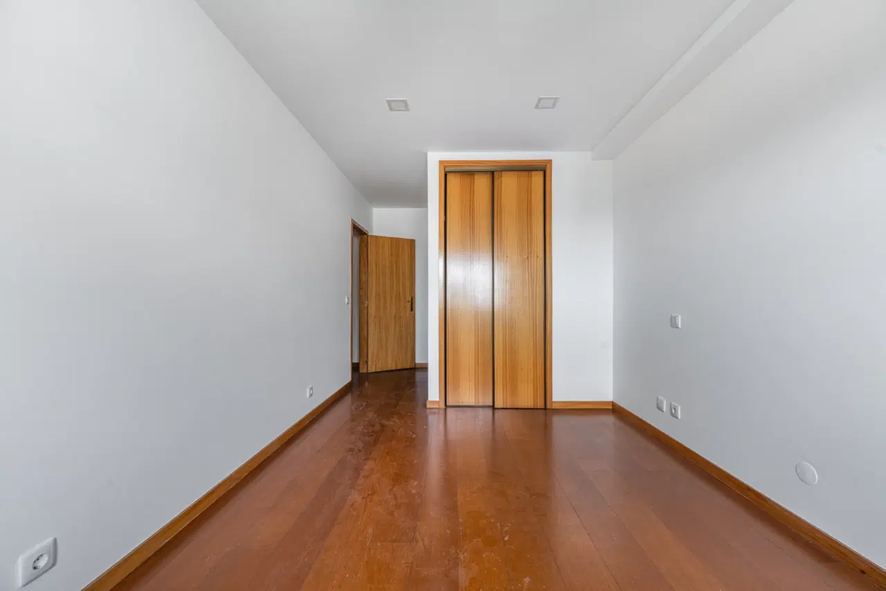 Apartamento T3 localizado em São Victor, Braga — 16
