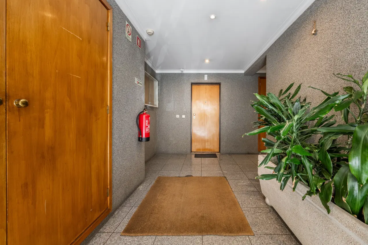 Apartamento T3 localizado em São Victor, Braga — 2