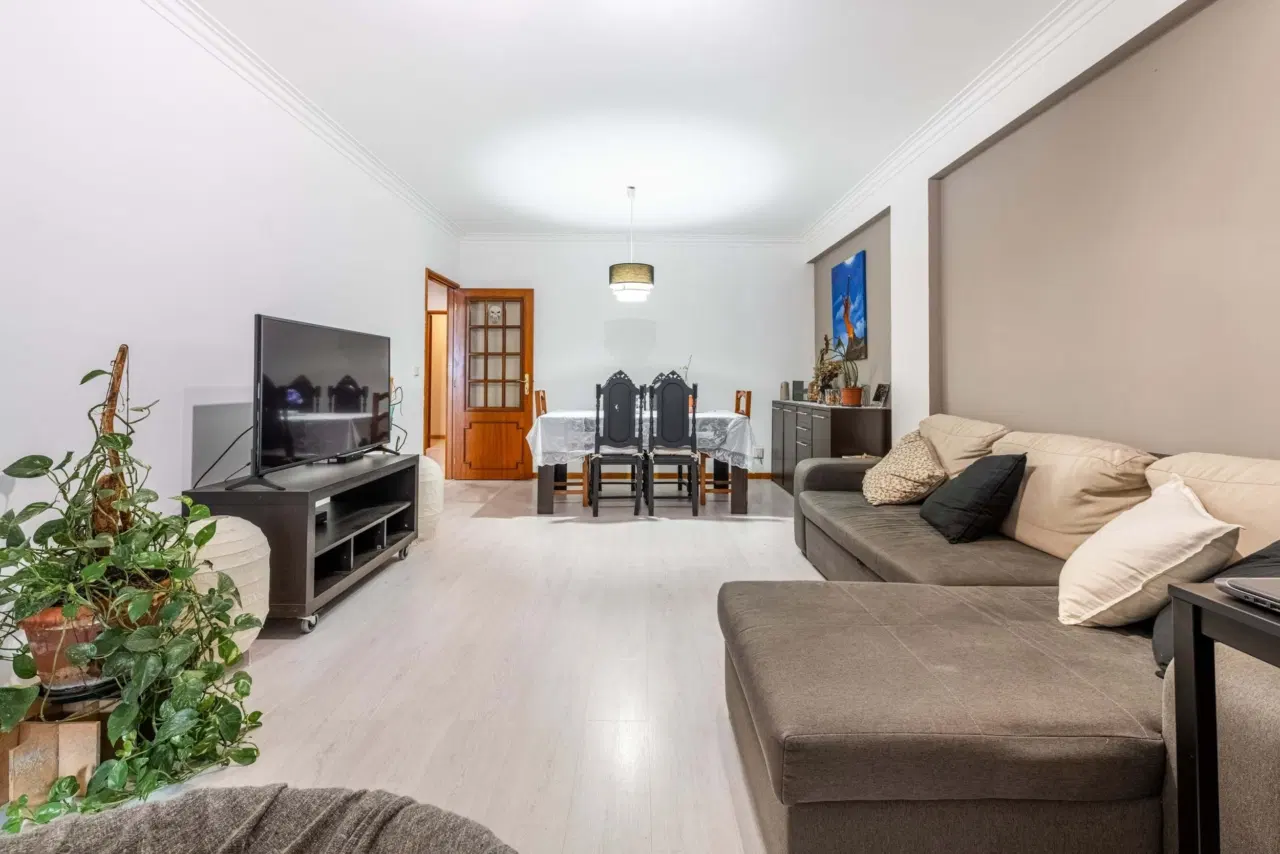 Apartamento T3 localizado em Ferreiros, Braga — 2