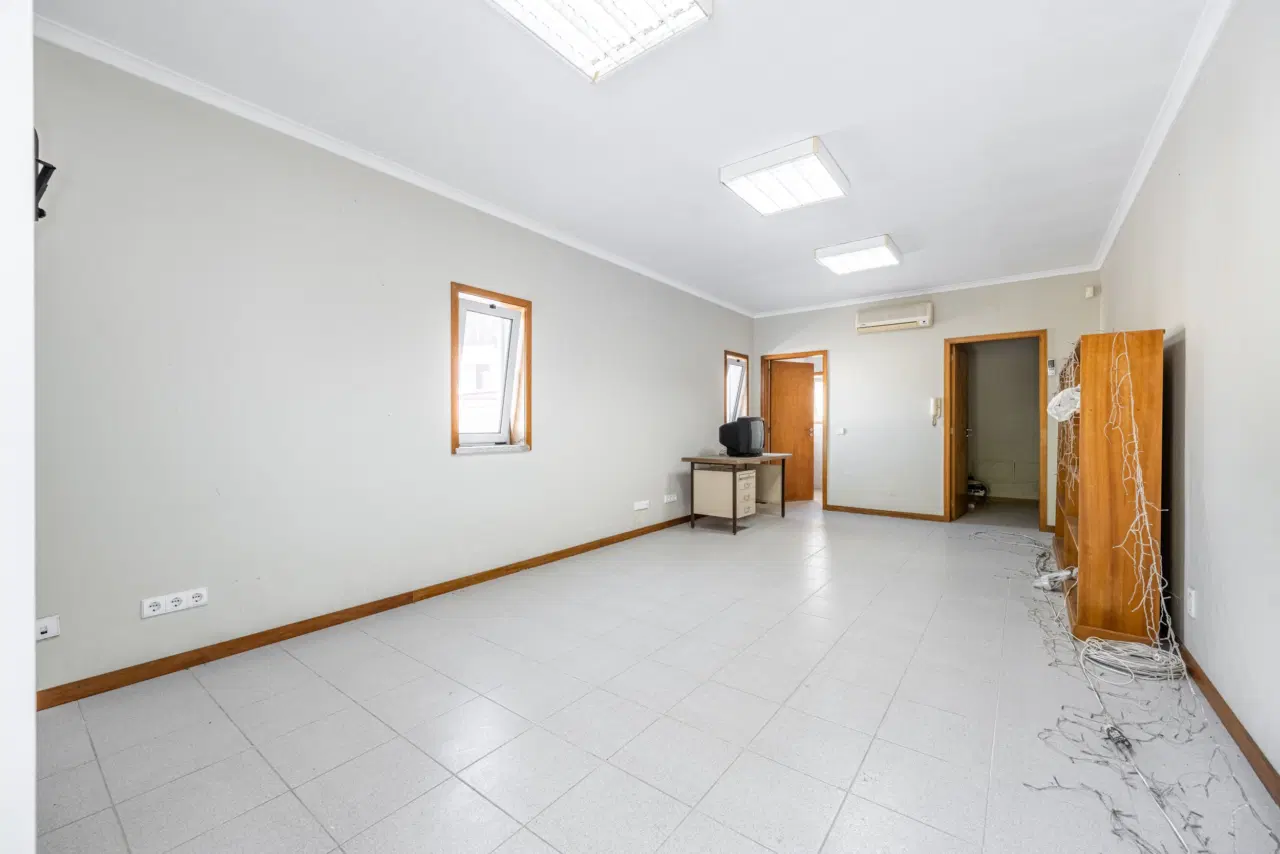 MORADIA T5 EM MARIZ, BARCELOS — 2