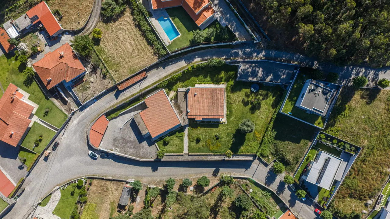 MORADIA T5 EM MARIZ, BARCELOS — 51