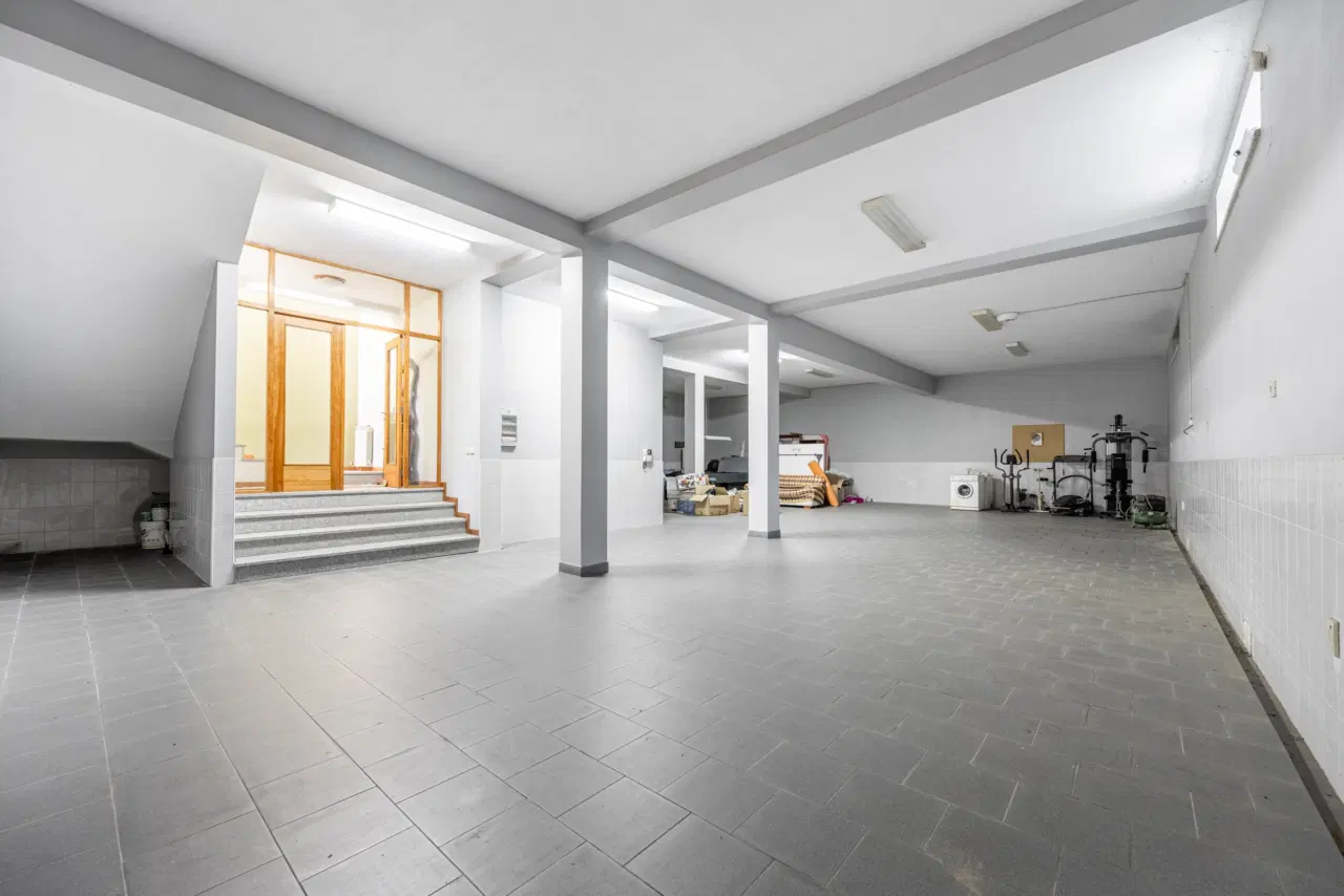 MORADIA T5 EM MARIZ, BARCELOS — 43