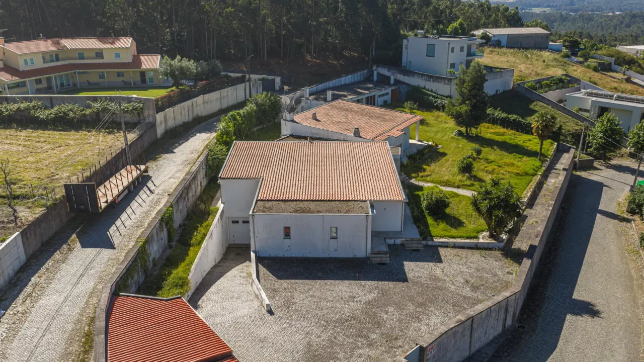 MORADIA T5 EM MARIZ, BARCELOS — 58