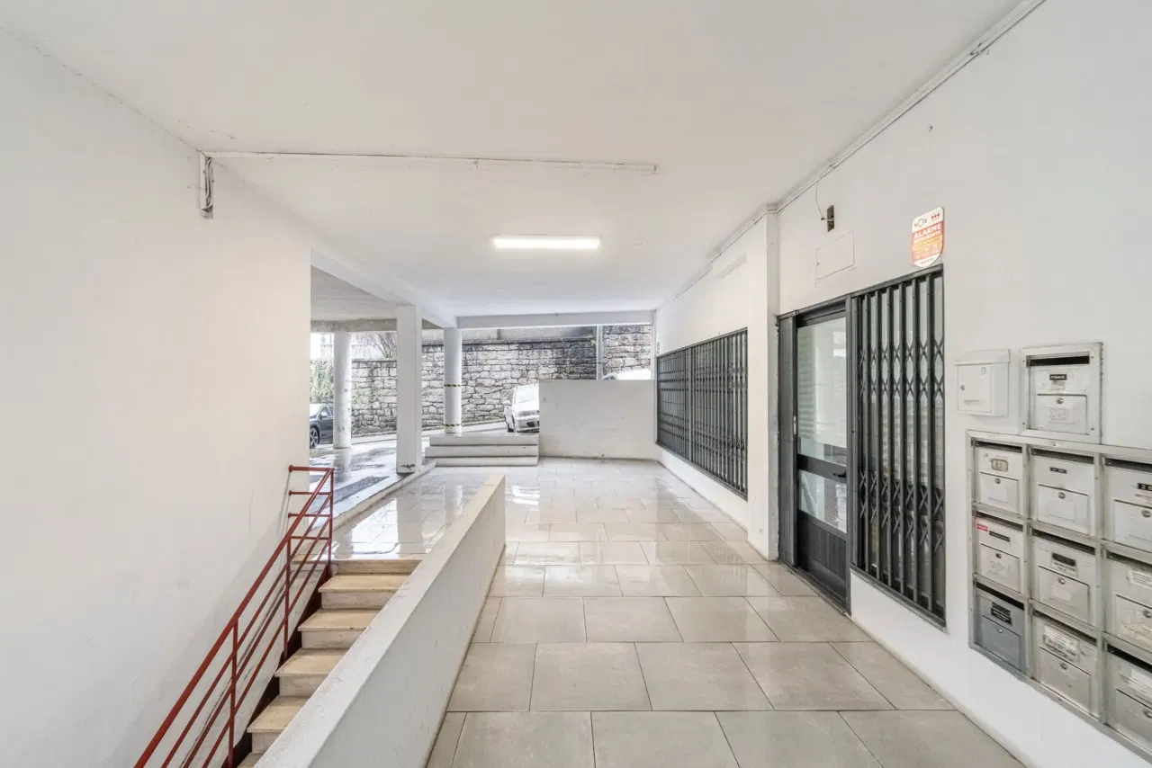 Loja para venda em localização privilegiada – Avenida D. João IV, Guimarães — 5