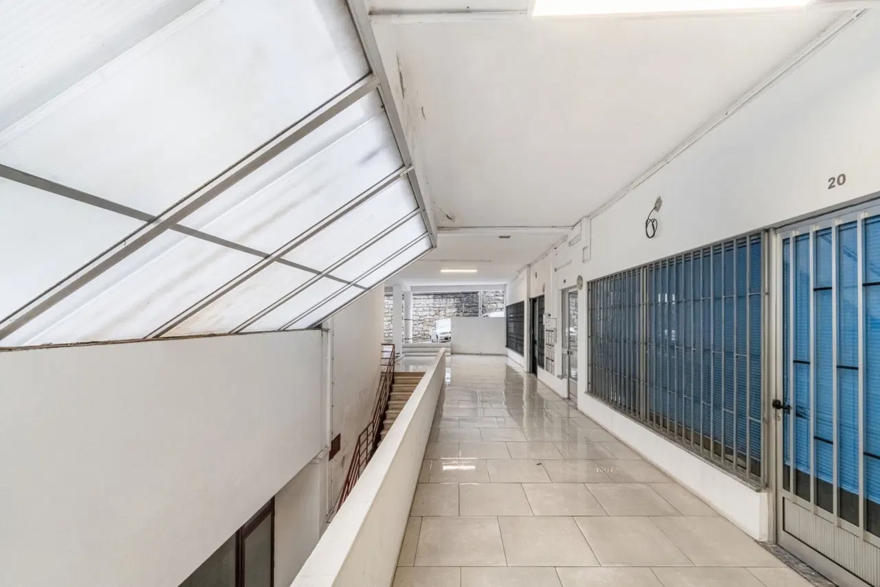 Loja para venda em localização privilegiada – Avenida D. João IV, Guimarães — 20