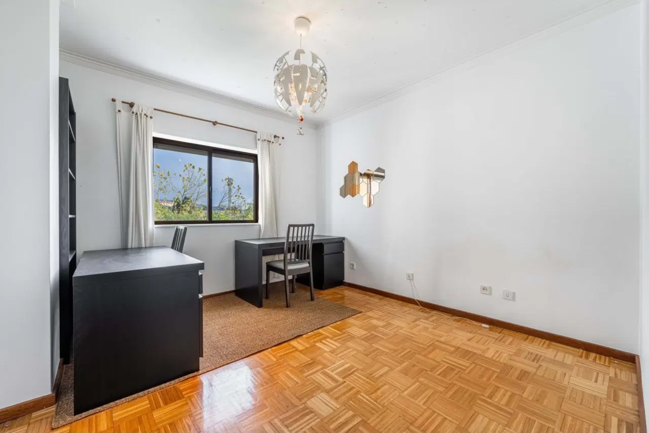 Magnífico apartamento T4 , a apenas 8 minutos do centro da cidade de Braga — 12