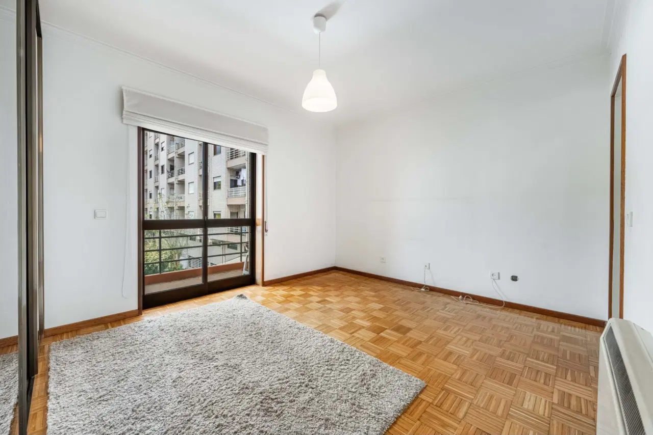 Magnífico apartamento T4 , a apenas 8 minutos do centro da cidade de Braga — 16