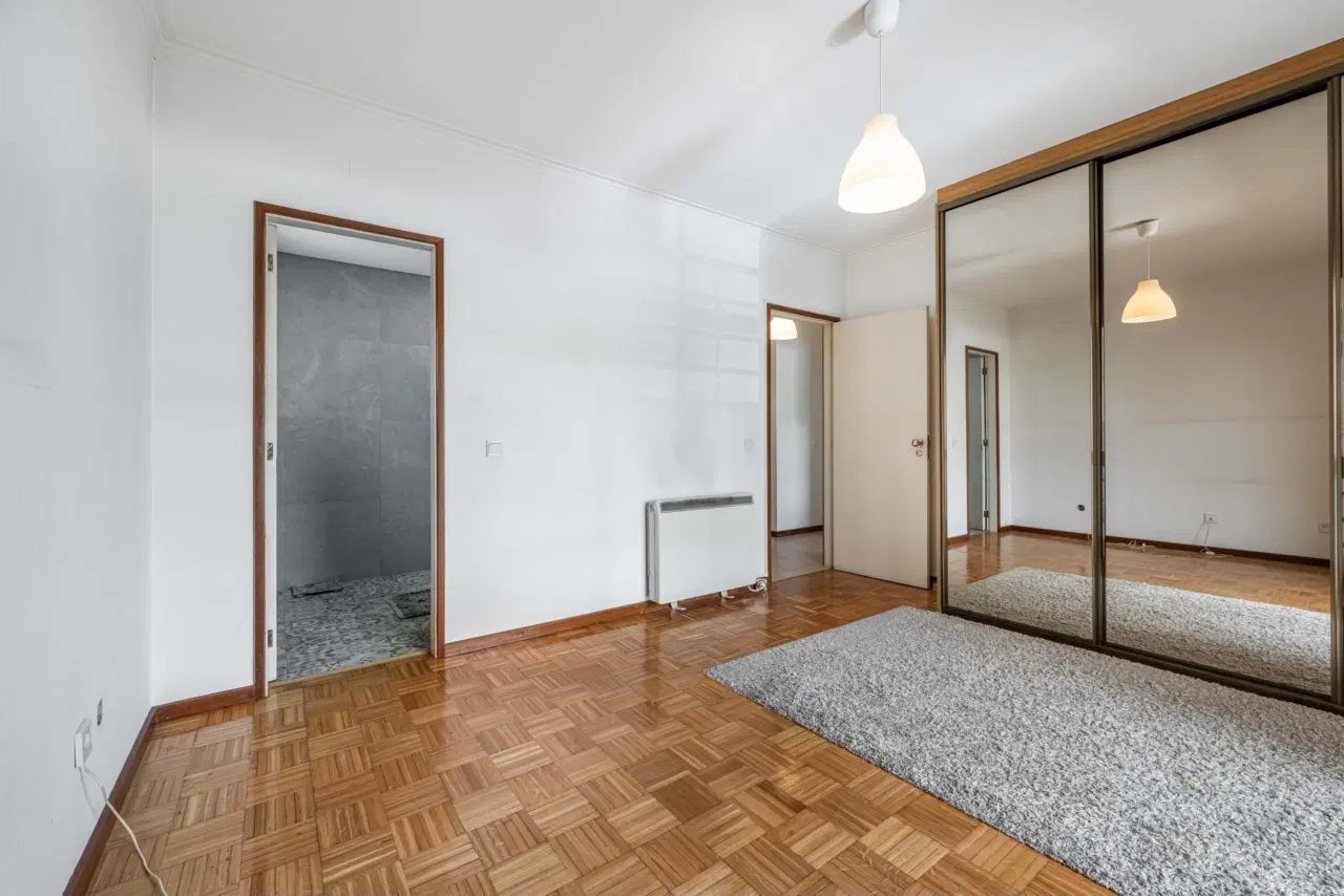 Magnífico apartamento T4 , a apenas 8 minutos do centro da cidade de Braga — 17