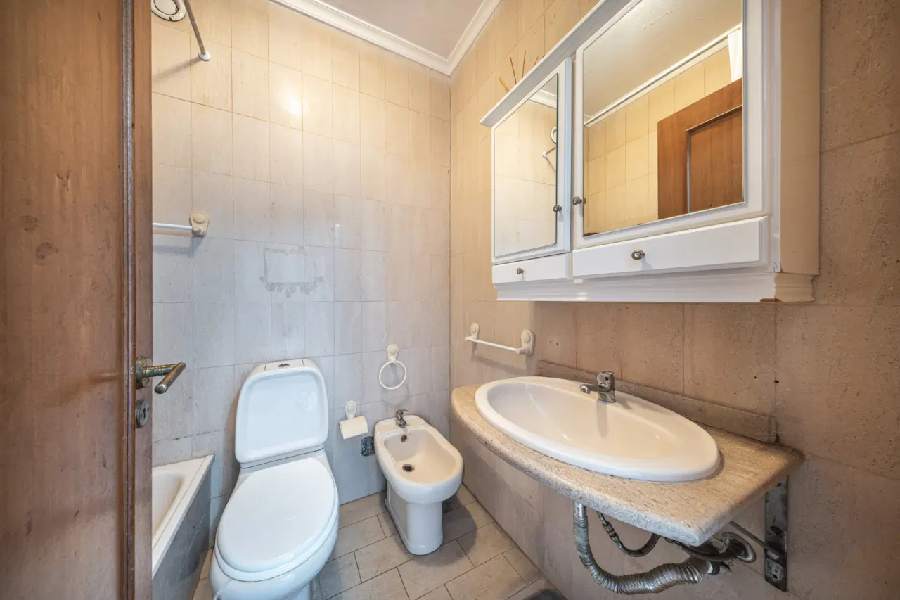 Apartamento T1+1 localizado em São Vitor constituído por elevador e garagem — 8
