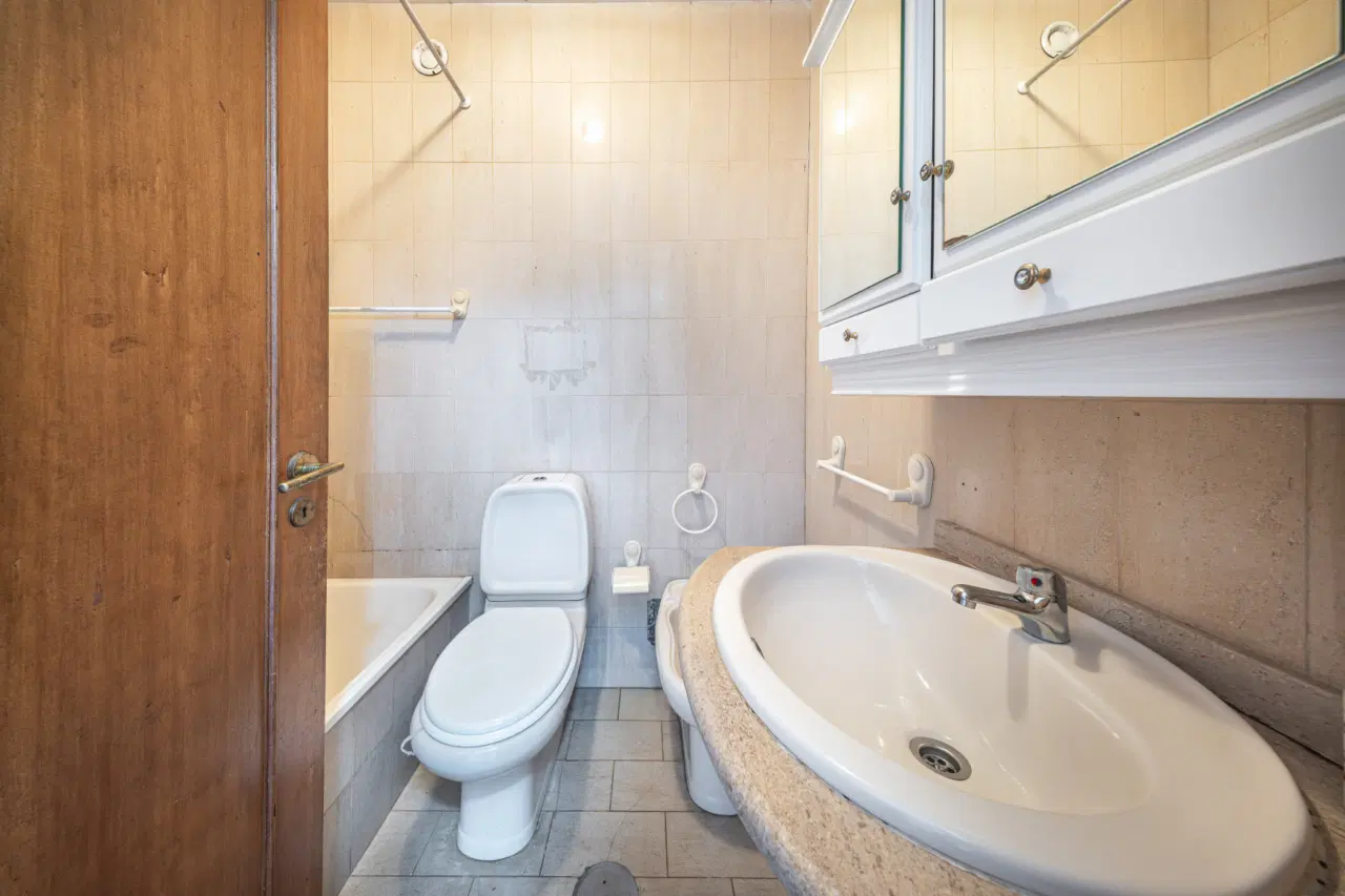 Apartamento T1+1 localizado em São Vitor constituído por elevador e garagem — 7