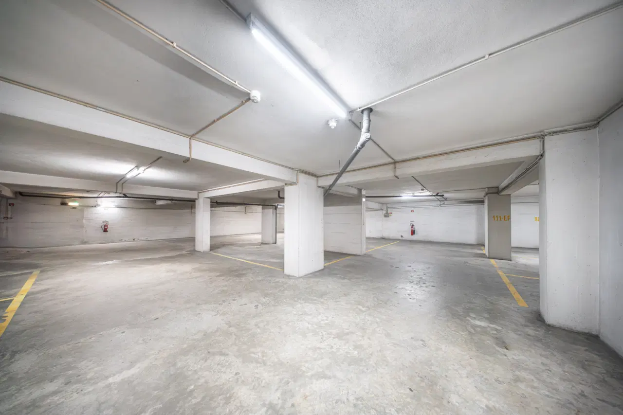 Apartamento T1+1 localizado em São Vitor constituído por elevador e garagem — 19