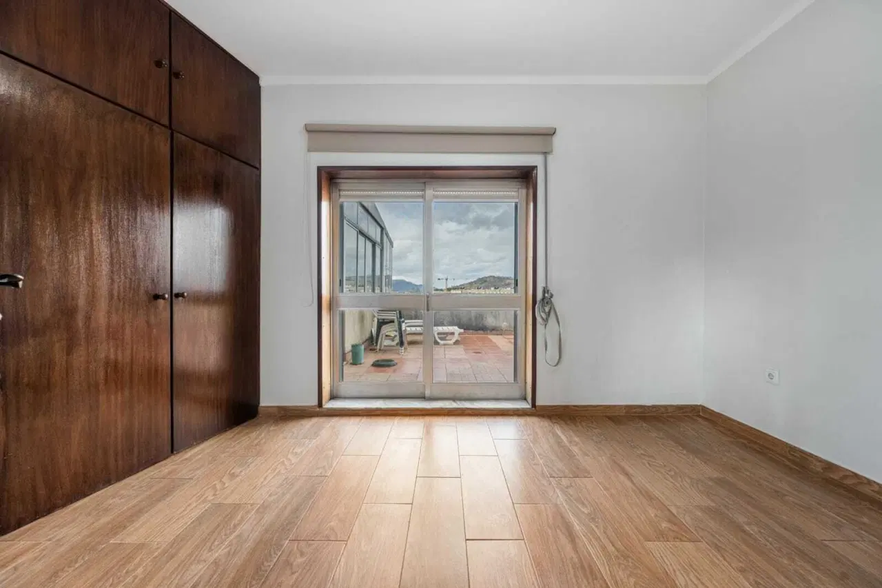 T3 na R. Quinta de Santa Maria — 10