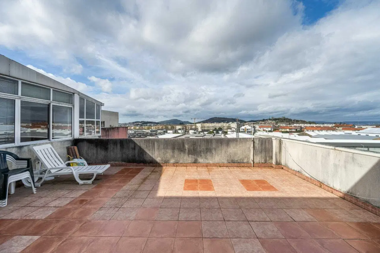 T3 na R. Quinta de Santa Maria — 8