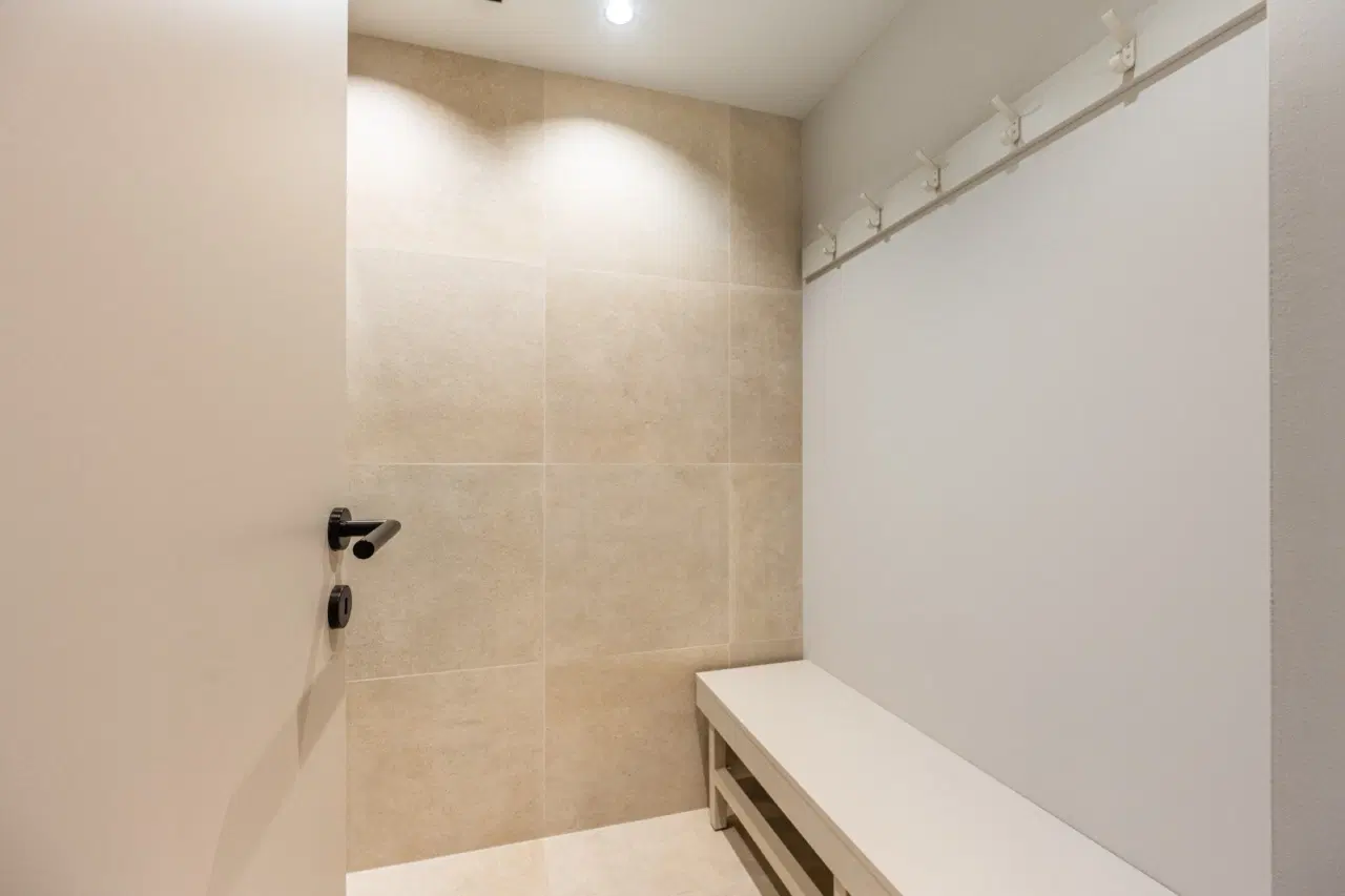 T1 NOVO inserido em condomínio FECHADO com PISCINA e GINÁSIO em Braga. — 42