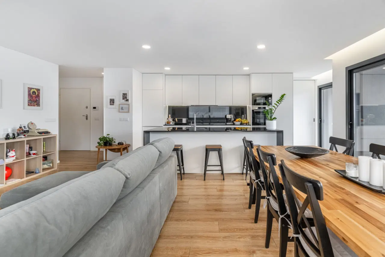Apartamento T2 Semi-novo, em Tenões — 8